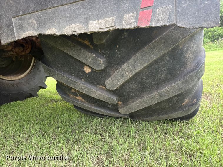 image for item NJ9215 Case IH 4520 Titan spreader