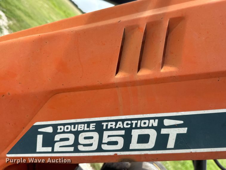 image for item NJ9217 Kubota L295DT MFWD tractor