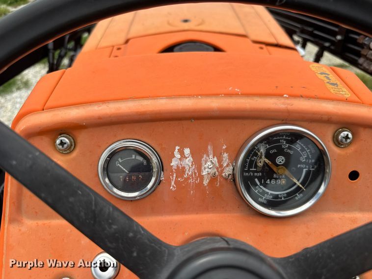 image for item NJ9217 Kubota L295DT MFWD tractor