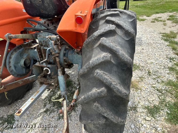 image for item NJ9217 Kubota L295DT MFWD tractor