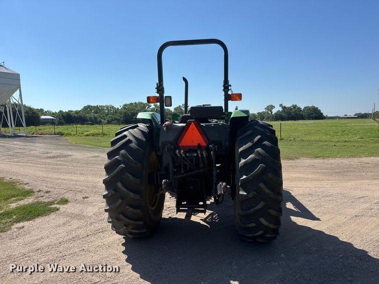 image for item NJ9231 1999 John Deere 5510 MFWD tractor
