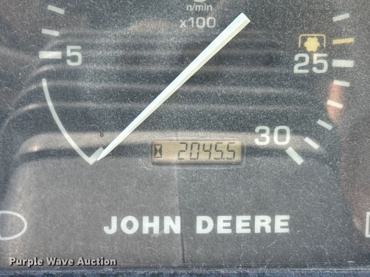 image for item NJ9231 1999 John Deere 5510 MFWD tractor