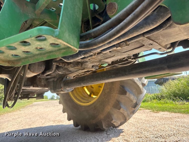 image for item NJ9231 1999 John Deere 5510 MFWD tractor