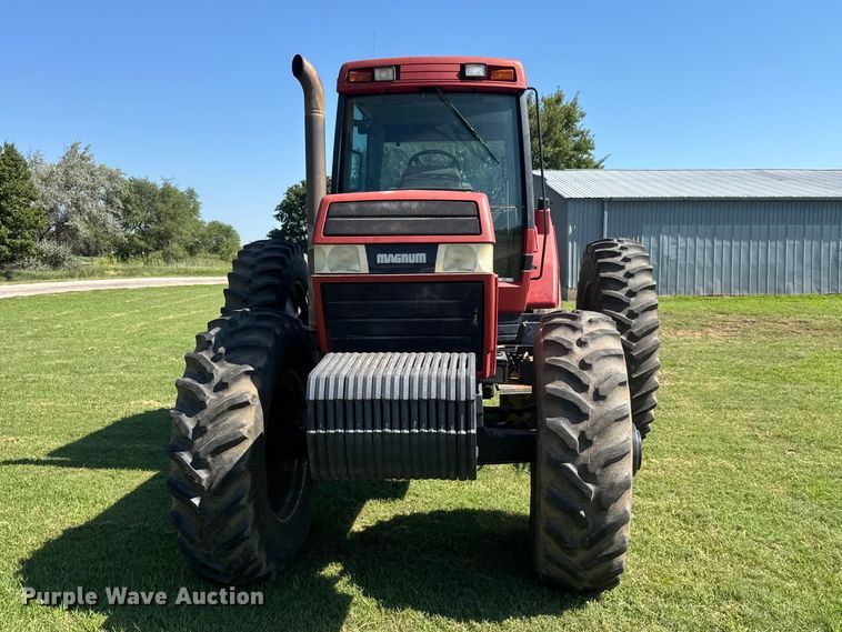 image for item NJ9232 Case IH 7220 MFWD tractor