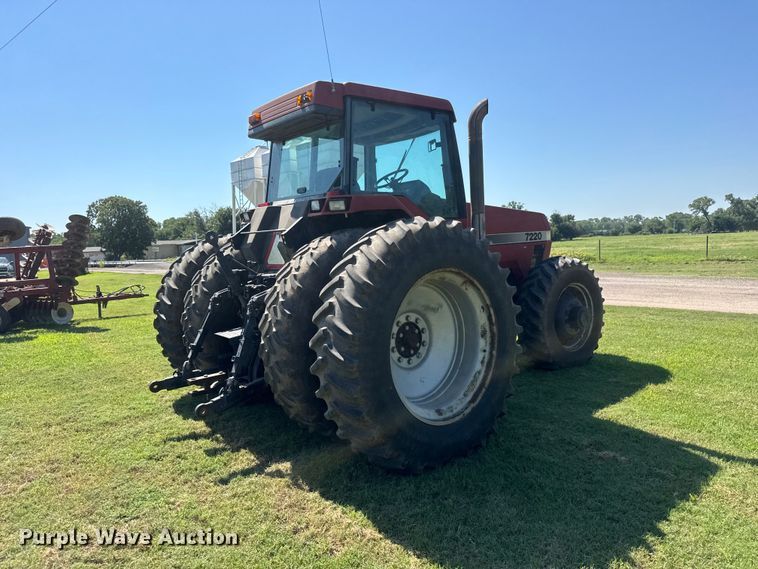 image for item NJ9232 Case IH 7220 MFWD tractor