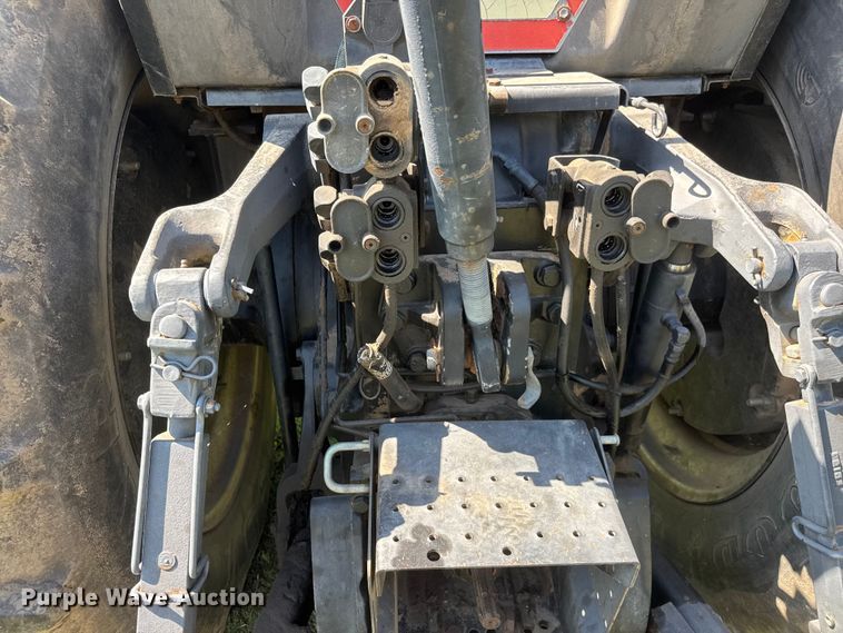 image for item NJ9232 Case IH 7220 MFWD tractor