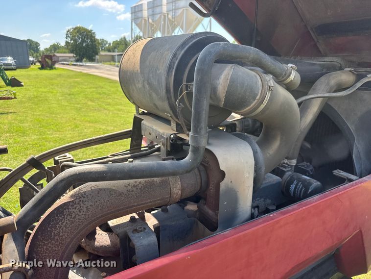 image for item NJ9232 Case IH 7220 MFWD tractor