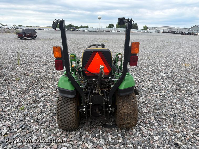 image for item YA3913 2014 John Deere 1023E MFWD tractor
