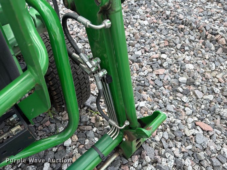 image for item YA3913 2014 John Deere 1023E MFWD tractor