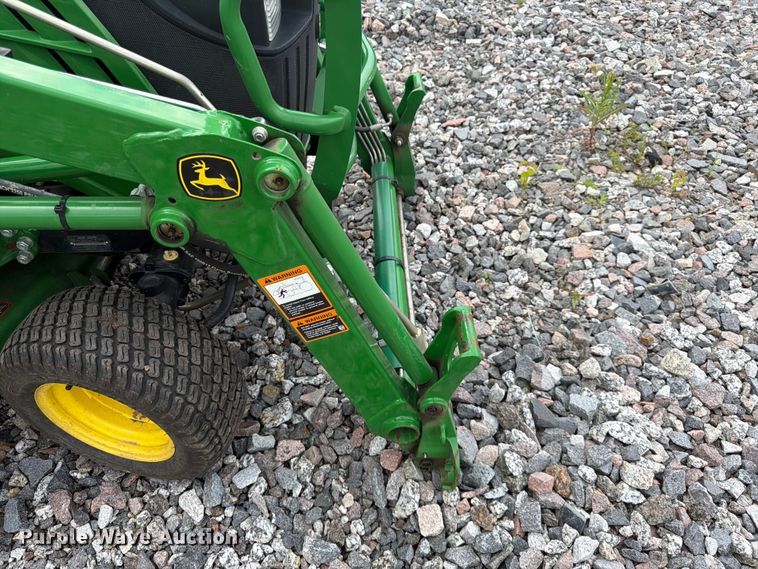 image for item YA3913 2014 John Deere 1023E MFWD tractor