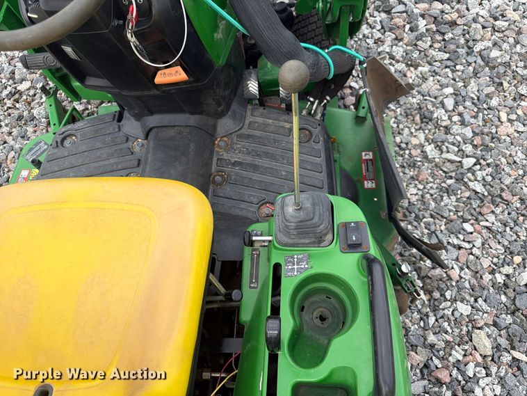 image for item YA3913 2014 John Deere 1023E MFWD tractor