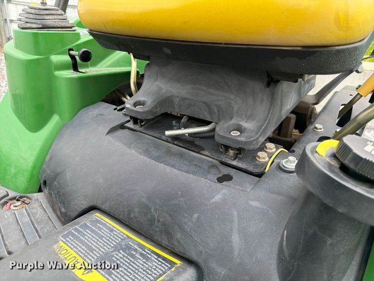 image for item YA3913 2014 John Deere 1023E MFWD tractor