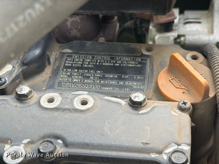 image for item YA3913 2014 John Deere 1023E MFWD tractor