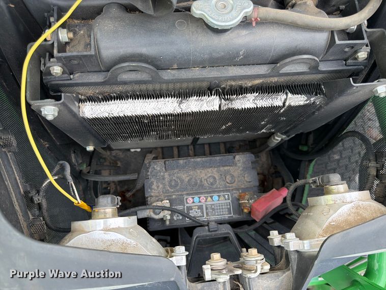 image for item YA3913 2014 John Deere 1023E MFWD tractor