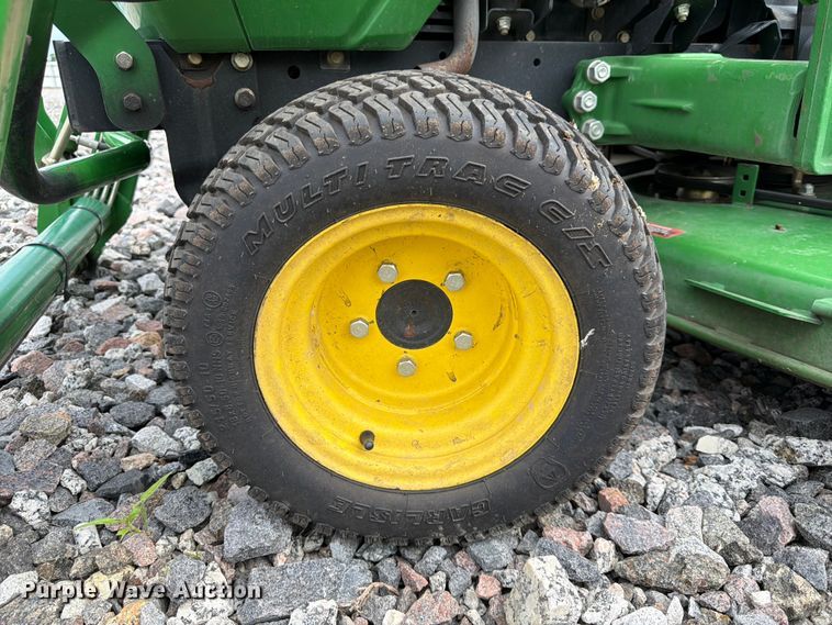 image for item YA3913 2014 John Deere 1023E MFWD tractor