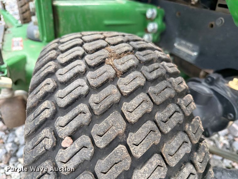 image for item YA3913 2014 John Deere 1023E MFWD tractor