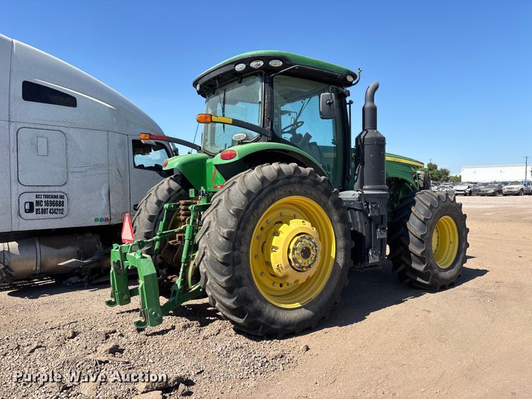 image for item YA3933 2019 John Deere 8270R MFWD tractor