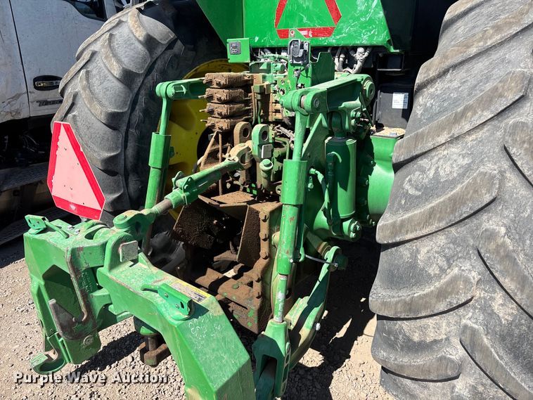 image for item YA3933 2019 John Deere 8270R MFWD tractor