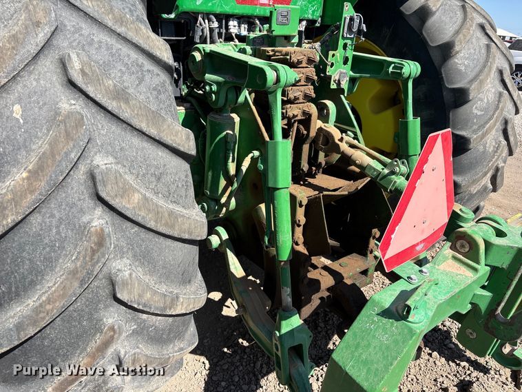 image for item YA3933 2019 John Deere 8270R MFWD tractor