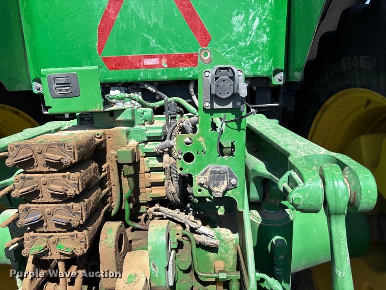 image for item YA3933 2019 John Deere 8270R MFWD tractor