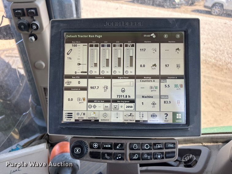 image for item YA3933 2019 John Deere 8270R MFWD tractor