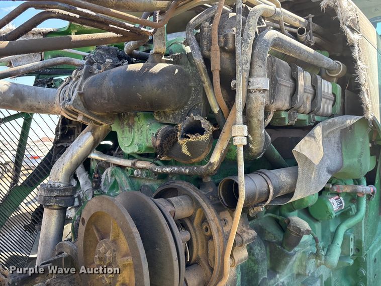 image for item YA3933 2019 John Deere 8270R MFWD tractor