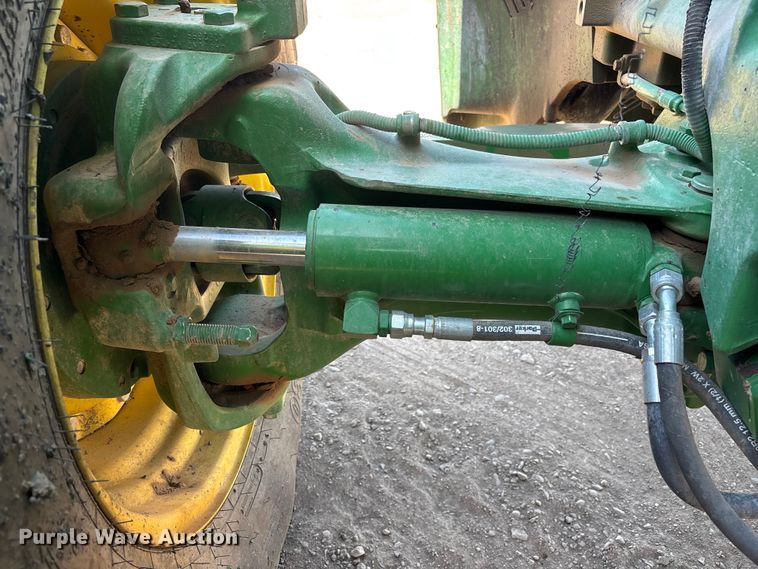 image for item YA3933 2019 John Deere 8270R MFWD tractor