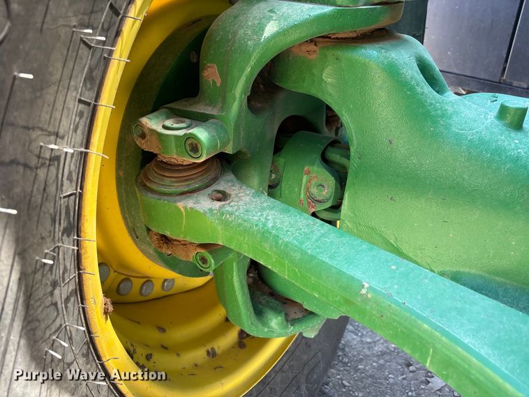 image for item YA3933 2019 John Deere 8270R MFWD tractor