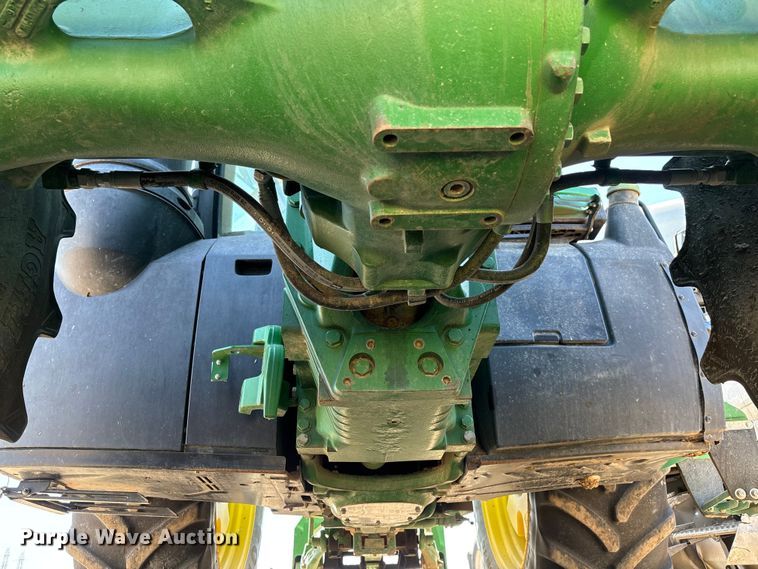 image for item YA3933 2019 John Deere 8270R MFWD tractor