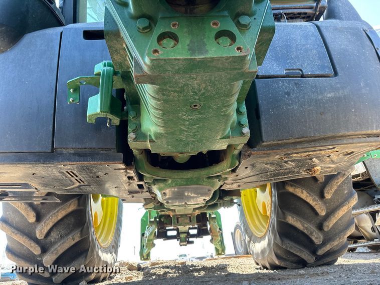 image for item YA3933 2019 John Deere 8270R MFWD tractor