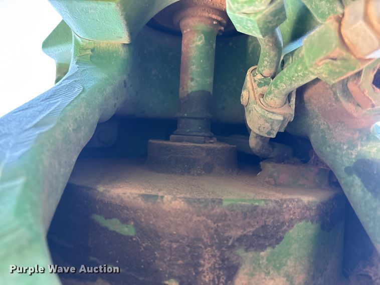 image for item YA3933 2019 John Deere 8270R MFWD tractor