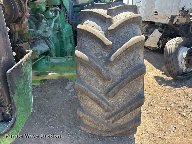 image for item YA3933 2019 John Deere 8270R MFWD tractor