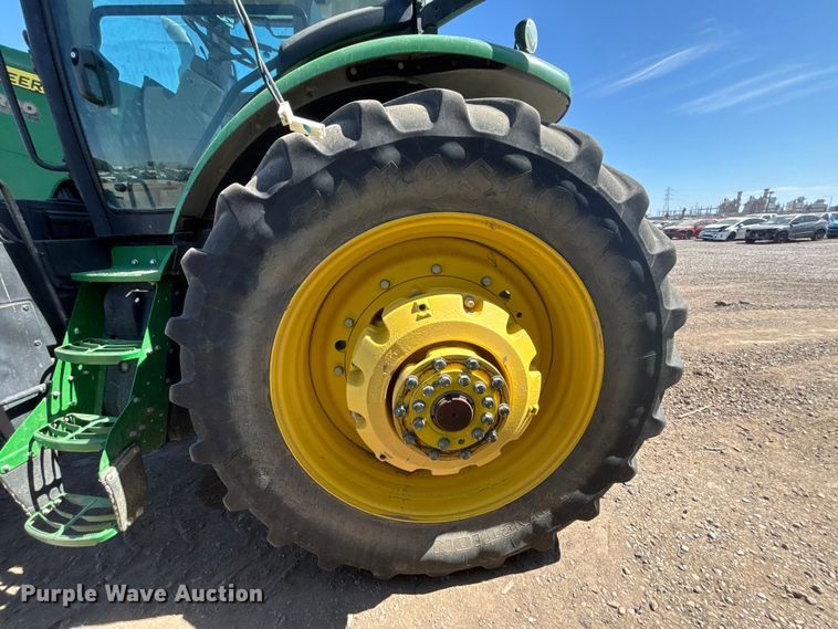 image for item YA3933 2019 John Deere 8270R MFWD tractor