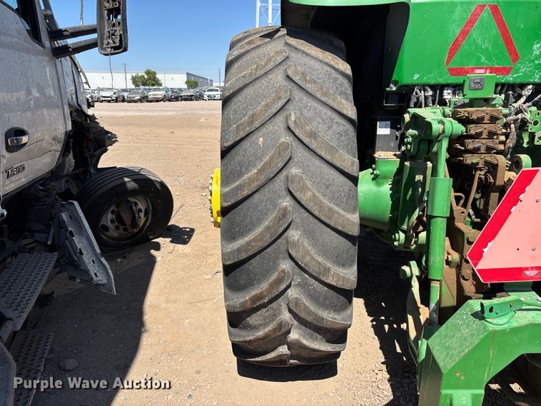 image for item YA3933 2019 John Deere 8270R MFWD tractor