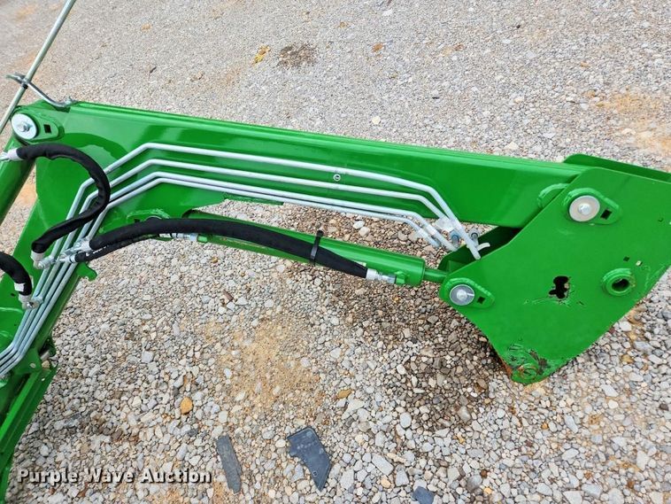 image for item YA4072 2024 John Deere 520M loader