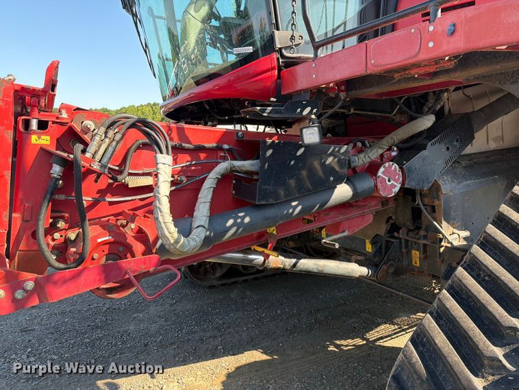 image for item YA4098 2017 Case IH 9240 Axial-Flow RWA combine