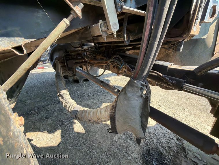 image for item YA4098 2017 Case IH 9240 Axial-Flow RWA combine