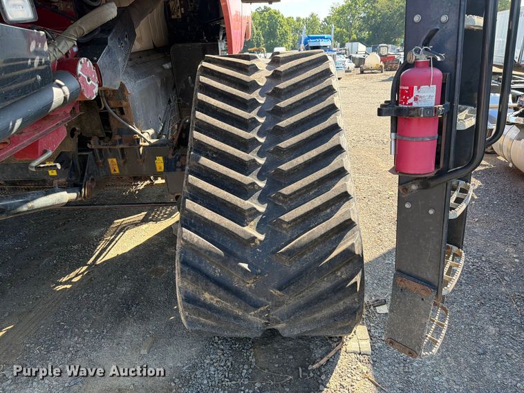 image for item YA4098 2017 Case IH 9240 Axial-Flow RWA combine