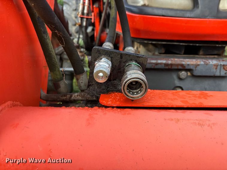 image for item YA4142 2010 Kubota M110X MFWD tractor