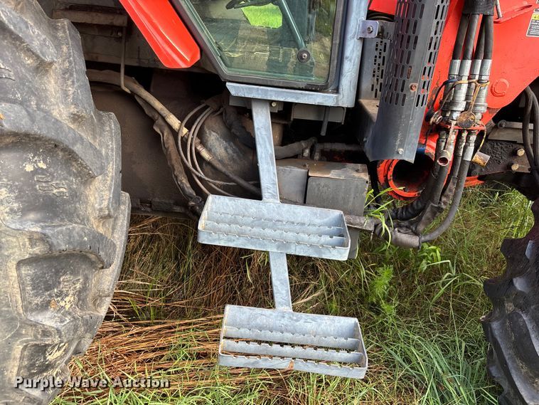 image for item YA4142 2010 Kubota M110X MFWD tractor