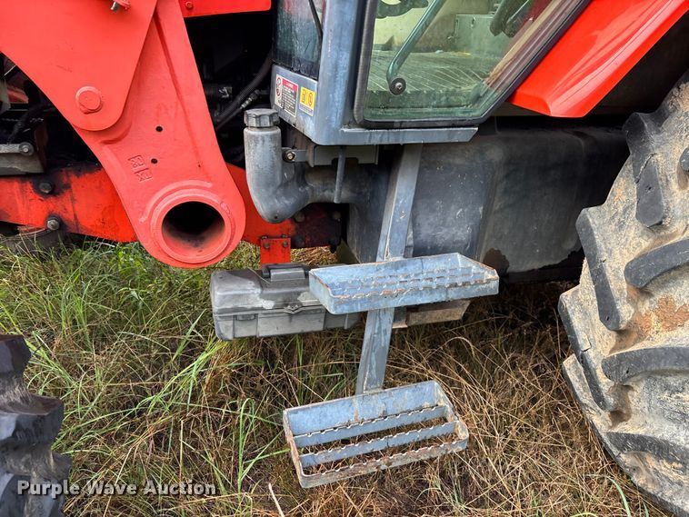 image for item YA4142 2010 Kubota M110X MFWD tractor