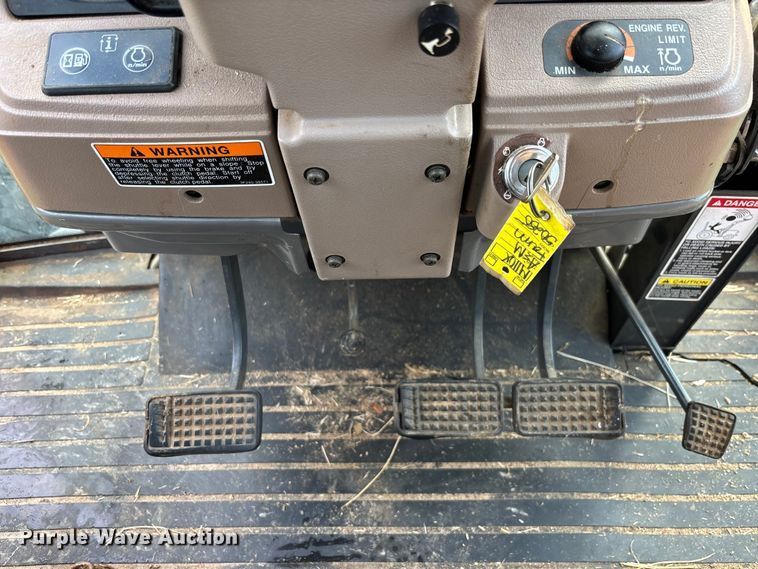 image for item YA4142 2010 Kubota M110X MFWD tractor