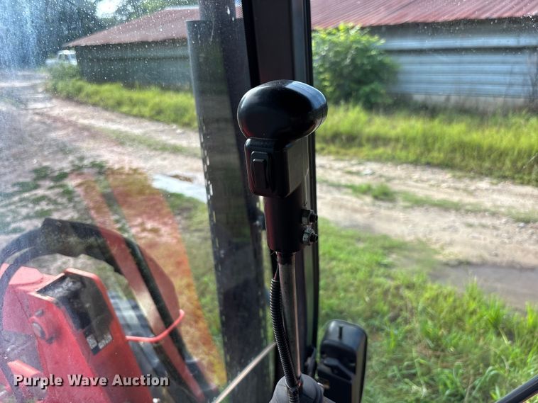 image for item YA4142 2010 Kubota M110X MFWD tractor