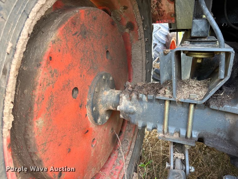 image for item YA4142 2010 Kubota M110X MFWD tractor
