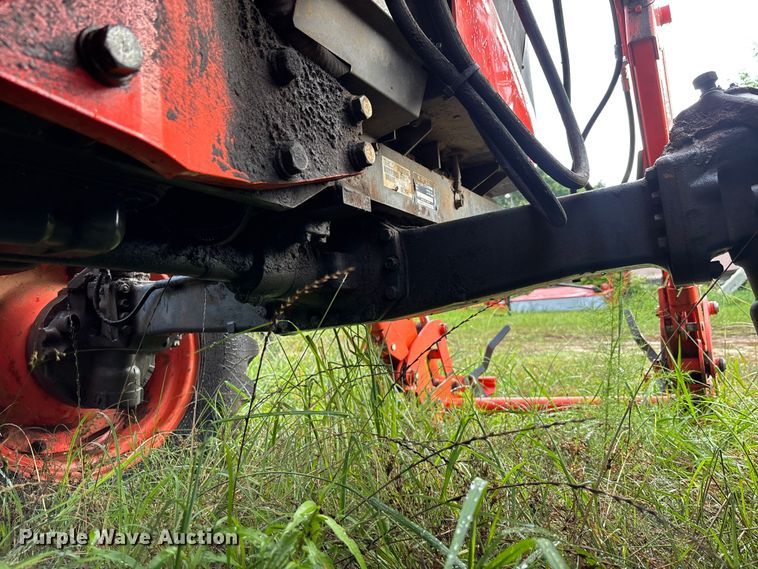 image for item YA4142 2010 Kubota M110X MFWD tractor