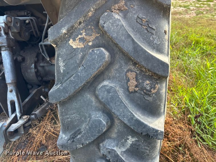 image for item YA4142 2010 Kubota M110X MFWD tractor