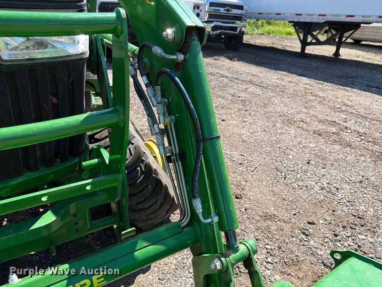 image for item YA4145 2021 John Deere 3046R MFWD tractor