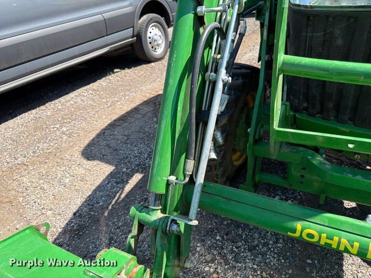 image for item YA4145 2021 John Deere 3046R MFWD tractor