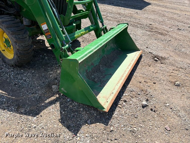 image for item YA4145 2021 John Deere 3046R MFWD tractor