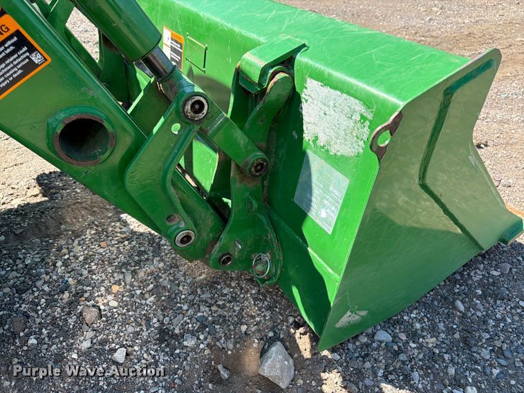 image for item YA4145 2021 John Deere 3046R MFWD tractor
